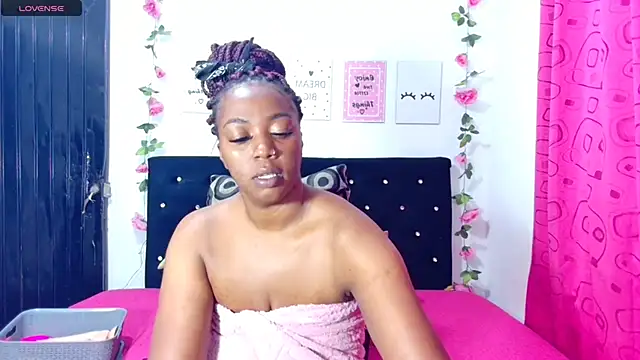 CiaraEbony online show from October 22, 2025, 12:22 am