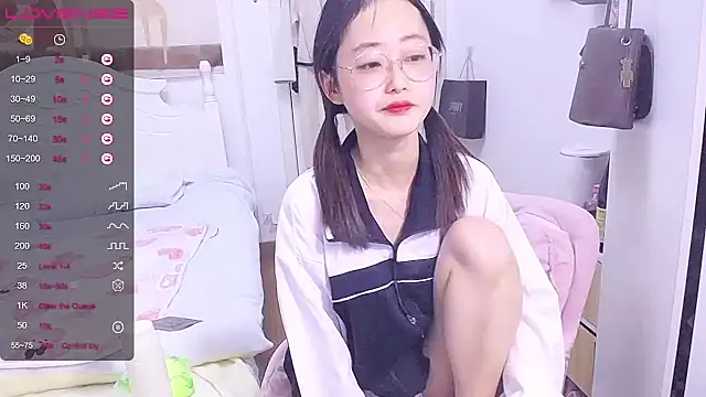 Snapshot of Destin_ chatting on March 4, 2025, 5:03 pm Destin online show from March 4, 2025, 5:03 pm