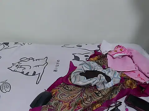 Snapshot of queen_sheeya chatting on November 21, 2025, 11:31 am queen sheeya online show from November 21, 2025, 11:31 am