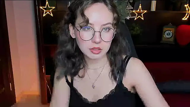 JasmineMilko online show from June 6, 2026, 5:01 am
