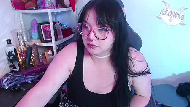 LiloMoon69 online show from December 29, 2024, 6:03 am