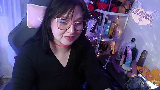 LiloMoon69 online show from March 1, 2025, 6:57 am