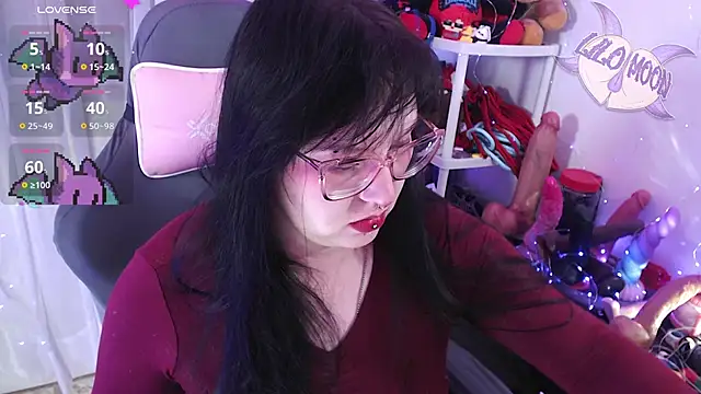 LiloMoon69 online show from March 18, 2026, 1:14 pm