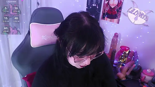 LiloMoon69 online show from May 21, 2026, 6:31 am