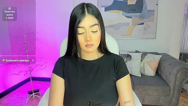 Snapshot of amelie_jhons chatting on December 28, 2024, 8:15 pm amelie jhons online show from December 28, 2024, 8:15 pm