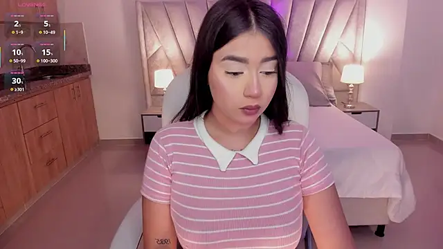 Snapshot of amelie_jhons chatting on October 5, 2025, 8:40 pm amelie jhons online show from October 5, 2025, 8:40 pm