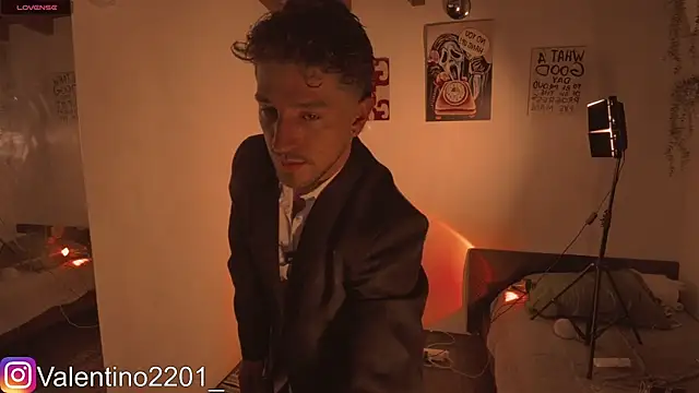 Valentino Xander online show from July 5, 2026, 12:39 am