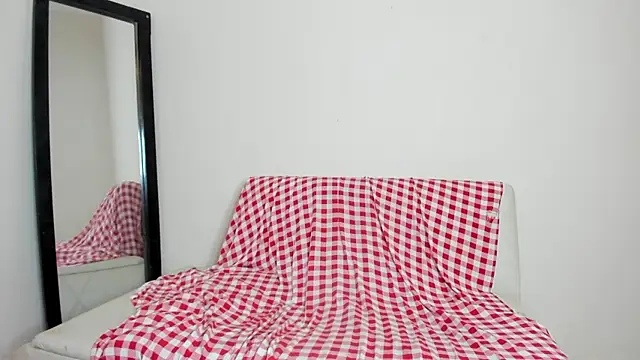 johan beley  online show from October 18, 2025, 4:19 pm