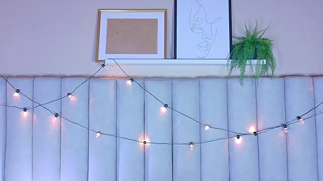 EngelStone online show from December 5, 2025, 7:32 pm