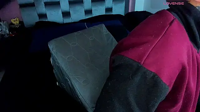 Piggy Eddy online show from January 18, 2025, 2:02 pm