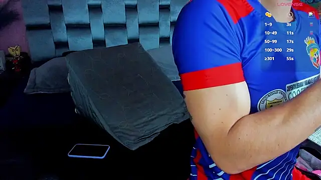 Piggy Eddy online show from January 28, 2025, 1:38 pm