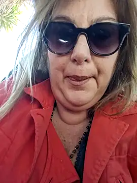 Snapshot of Mara-24 chatting on April 10, 2026, 12:43 pm Mara-24 online show from April 10, 2026, 12:43 pm