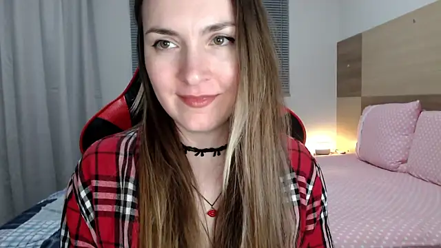 Snapshot of Naughty_Annn chatting on November 27, 2025, 12:56 am Naughty Annn online show from November 27, 2025, 12:56 am