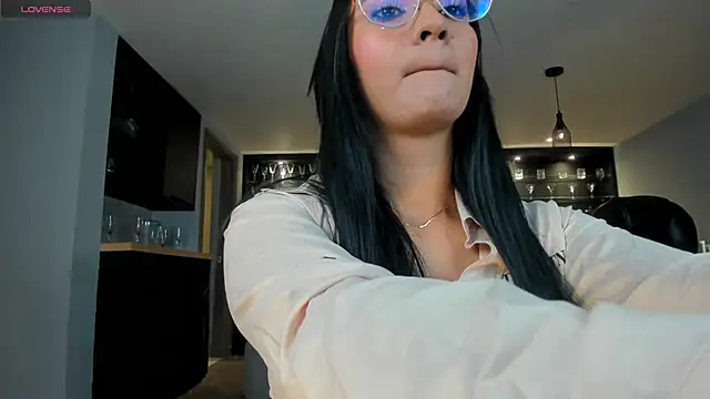 Snapshot of NatyFerrer_ chatting on January 10, 2025, 10:39 am NatyFerrer online show from January 10, 2025, 10:39 am