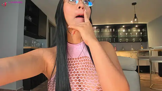 Snapshot of NatyFerrer_ chatting on January 10, 2025, 4:51 pm NatyFerrer online show from January 10, 2025, 4:51 pm