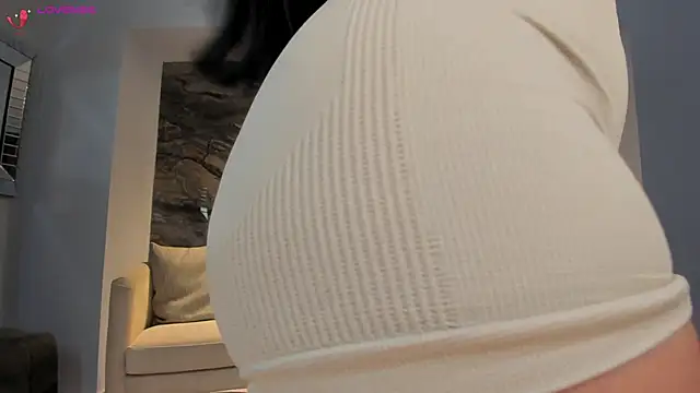 Snapshot of NatyFerrer_ chatting on January 14, 2025, 10:38 am NatyFerrer online show from January 14, 2025, 10:38 am