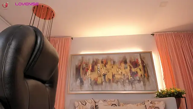 Snapshot of NatyFerrer_ chatting on February 9, 2025, 10:53 am NatyFerrer online show from February 9, 2025, 10:53 am