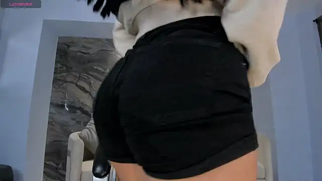 Snapshot of NatyFerrer_ chatting on March 9, 2025, 10:08 am NatyFerrer online show from March 9, 2025, 10:08 am