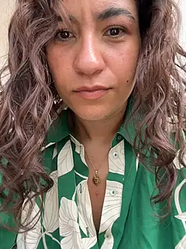 Snapshot of ValeriEvan chatting on December 9, 2024, 4:15 pm ValeriEvan online show from December 9, 2024, 4:15 pm