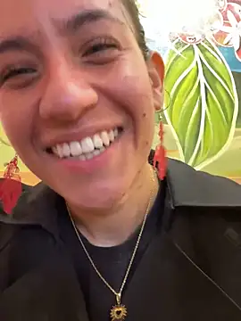 Snapshot of ValeriEvan chatting on December 15, 2024, 9:09 pm ValeriEvan online show from December 15, 2024, 9:09 pm