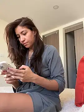 Snapshot of ValeriEvan chatting on December 22, 2024, 1:55 pm ValeriEvan online show from December 22, 2024, 1:55 pm