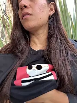 Snapshot of ValeriEvan chatting on December 22, 2024, 9:31 pm ValeriEvan online show from December 22, 2024, 9:31 pm