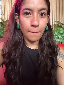 Snapshot of ValeriEvan chatting on January 4, 2025, 7:13 pm ValeriEvan online show from January 4, 2025, 7:13 pm