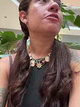 Snapshot of ValeriEvan chatting on January 19, 2025, 3:42 pm ValeriEvan online show from January 19, 2025, 3:42 pm