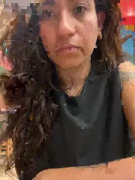 Snapshot of ValeriEvan chatting on March 7, 2025, 7:05 pm ValeriEvan online show from March 7, 2025, 7:05 pm