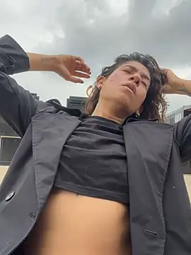 Snapshot of ValeriEvan chatting on March 13, 2025, 3:28 pm ValeriEvan online show from March 13, 2025, 3:28 pm