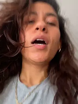 Snapshot of ValeriEvan chatting on March 17, 2025, 7:26 pm ValeriEvan online show from March 17, 2025, 7:26 pm