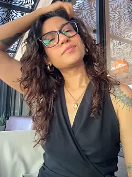 Snapshot of ValeriEvan chatting on September 21, 2025, 2:08 pm ValeriEvan online show from September 21, 2025, 2:08 pm