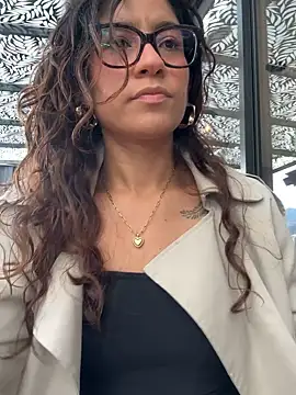 Snapshot of ValeriEvan chatting on October 28, 2025, 8:11 pm ValeriEvan online show from October 28, 2025, 8:11 pm