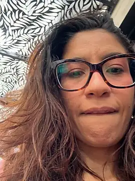 Snapshot of ValeriEvan chatting on October 30, 2025, 8:20 pm ValeriEvan online show from October 30, 2025, 8:20 pm