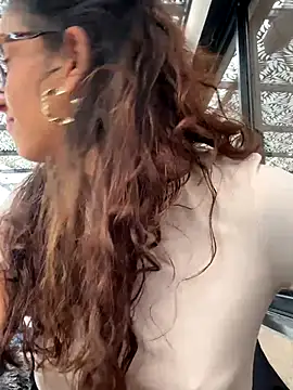 Snapshot of ValeriEvan chatting on November 15, 2025, 8:27 pm ValeriEvan online show from November 15, 2025, 8:27 pm