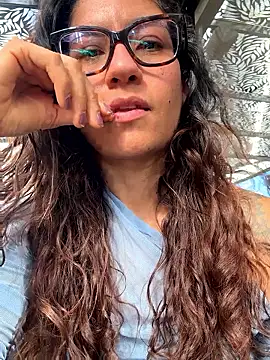 Snapshot of ValeriEvan chatting on November 18, 2025, 8:13 pm ValeriEvan online show from November 18, 2025, 8:13 pm