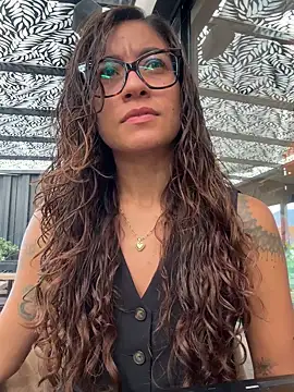 ValeriEvan online show from February 5, 2026, 8:46 pm