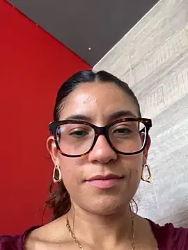 ValeriEvan online show from May 22, 2026, 6:46 pm