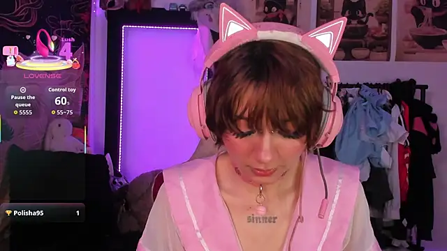 Snapshot of Alicedangerrr chatting on April 23, 2026, 6:58 am Alicedangerrr online show from April 23, 2026, 6:58 am