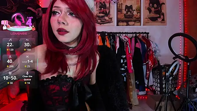 Snapshot of Alicedangerrr chatting on July 4, 2026, 3:24 am Alicedangerrr online show from July 4, 2026, 3:24 am