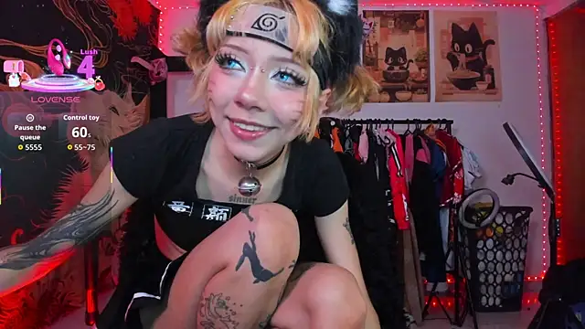 Snapshot of Alicedangerrr chatting on July 8, 2026, 2:38 am Alicedangerrr online show from July 8, 2026, 2:38 am