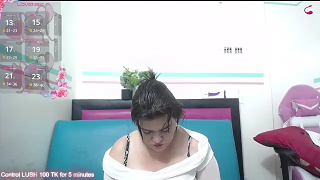 kambelroche online show from April 7, 2026, 11:54 am