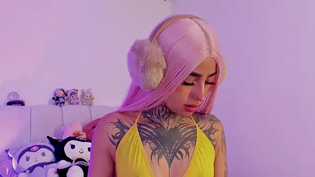 Snapshot of shadowcatt_ chatting on September 25, 2025, 7:06 pm shadowcatt online show from September 25, 2025, 7:06 pm