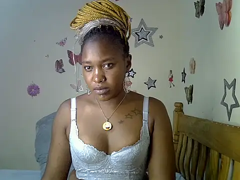 Snapshot of Pretty_tiffany chatting on March 21, 2025, 10:39 am Pretty tiffany online show from March 21, 2025, 10:39 am