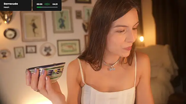 Snapshot of _KT23 chatting on September 17, 2025, 7:26 pm KT23 online show from September 17, 2025, 7:26 pm