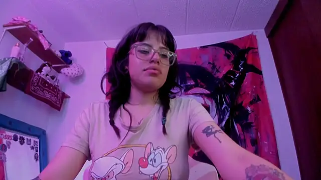 Snapshot of Lucyfx666 chatting on May 26, 2026, 7:21 pm Lucyfx666 online show from May 26, 2026, 7:21 pm