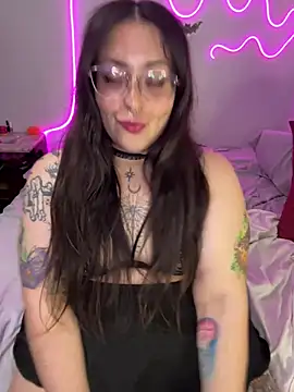 Mizztikaa online show from December 15, 2024, 2:19 am