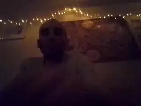 Snapshot of DrbigdickUK chatting on December 17, 2024, 1:39 am DrbigdickUK online show from December 17, 2024, 1:39 am