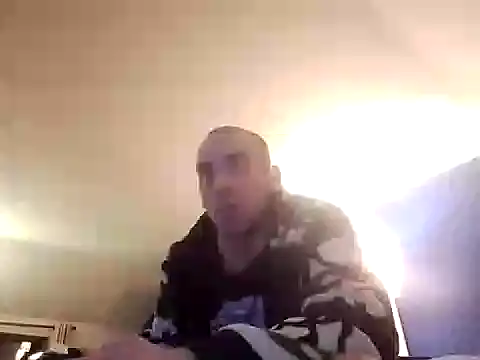 Snapshot of DrbigdickUK chatting on December 20, 2024, 11:16 pm DrbigdickUK online show from December 20, 2024, 11:16 pm