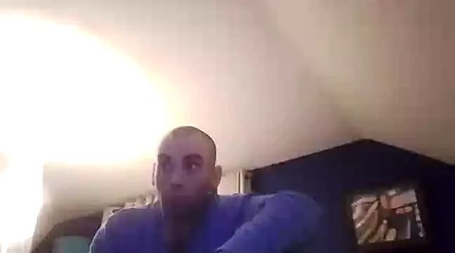 Snapshot of DrbigdickUK chatting on December 31, 2024, 1:47 am DrbigdickUK online show from December 31, 2024, 1:47 am